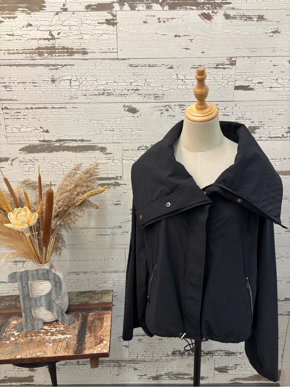 Anatomie Black Sparkly Big Collar Zip-Front Utility Jacket